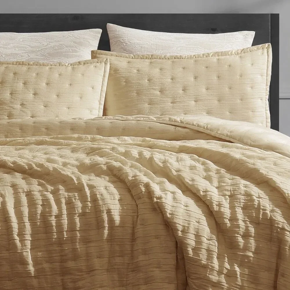 Donna Karan Luxury Meditate King Quilt Comforter Gold Linen Silk Machine Wash